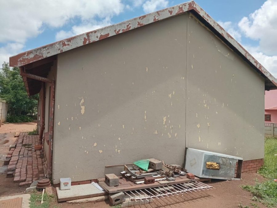 3 Bedroom Property for Sale in Blomanda Free State